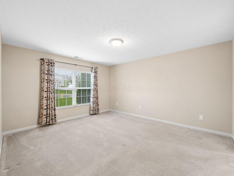 1717 Chestnut Farms Loop, Grove City, OH 43123 Photo 29