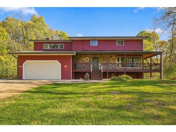 317 Sherwood Forest, River Falls, WI 54022