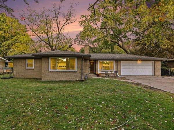 479 Hoover Avenue, Benton Harbor, MI 49022