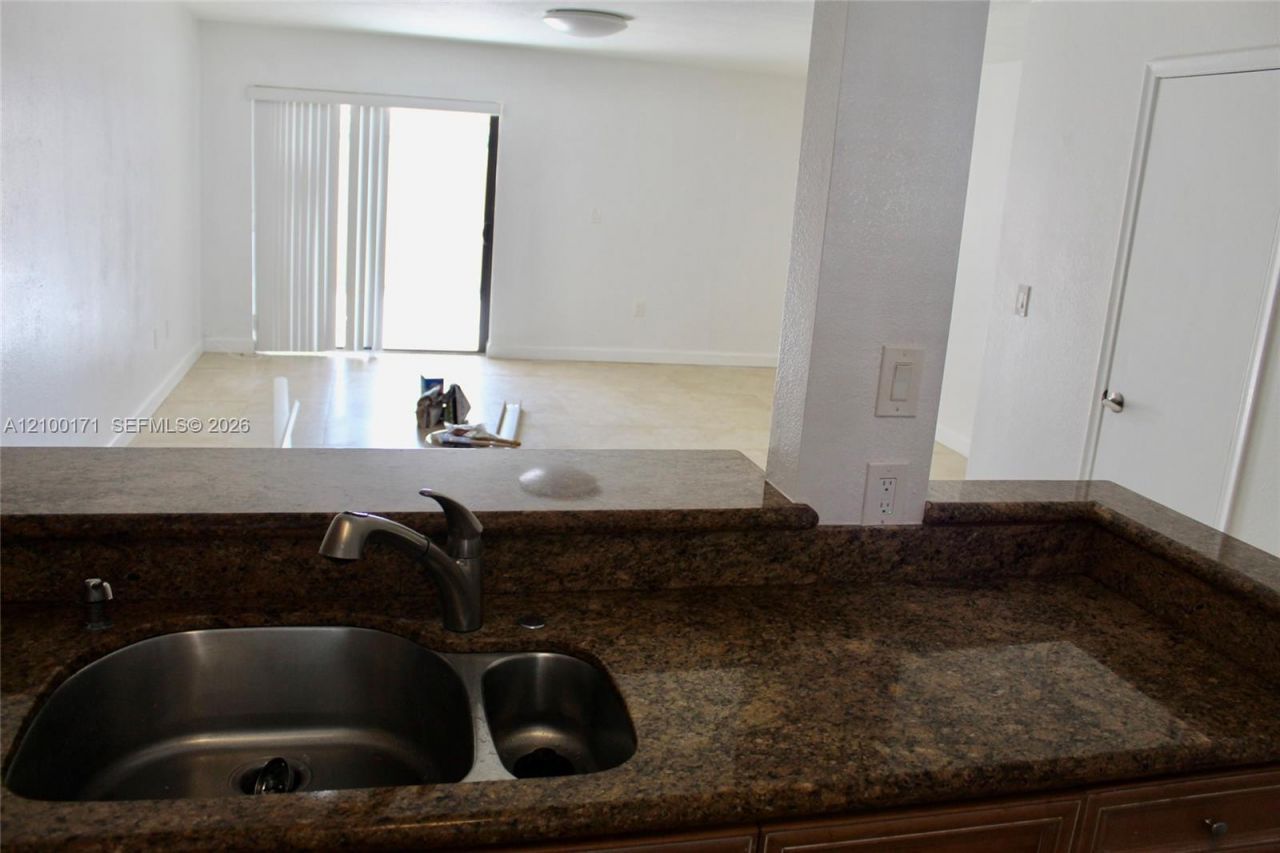 13446 SW 62nd St , Unit 107E, Miami, FL 33183 Photo