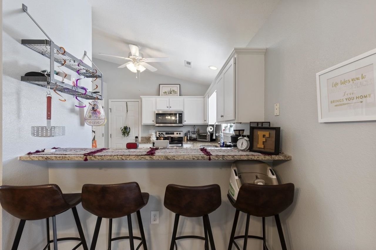 502 Callalily Ct. Photo 11