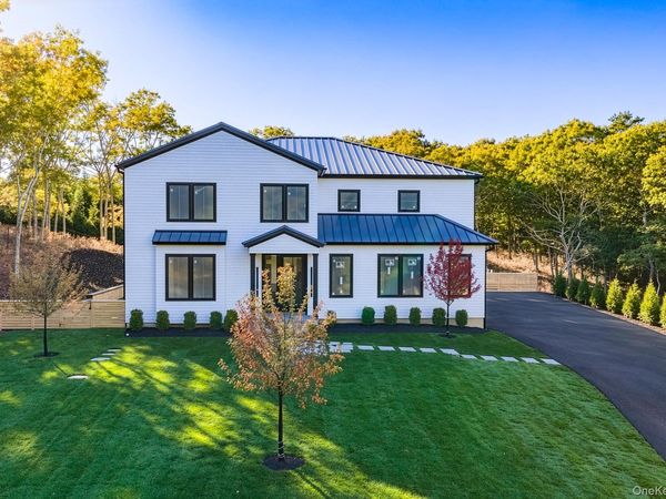 5 Terrace Avenue, Southampton, NY 11968