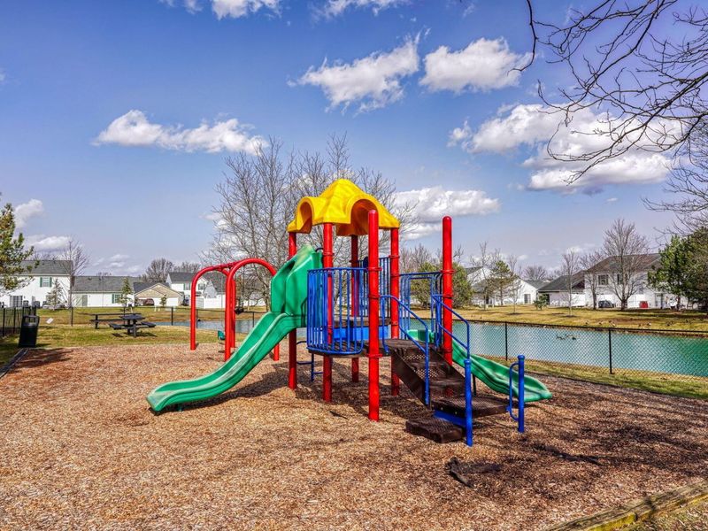 4654 Cadmus Drive , Unit 37C, Columbus, OH 43228 Photo 35