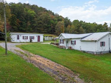 200 Brown Hollow Road, Hustonville, KY 40437