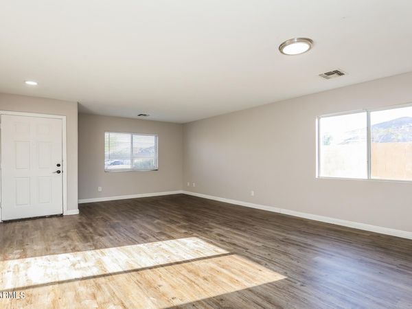 11648 W LONGLEY Lane, Youngtown, AZ 85363