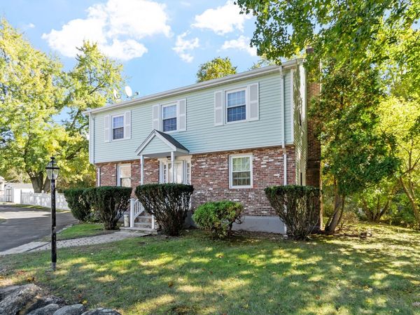 54 River St, Billerica, MA 01821