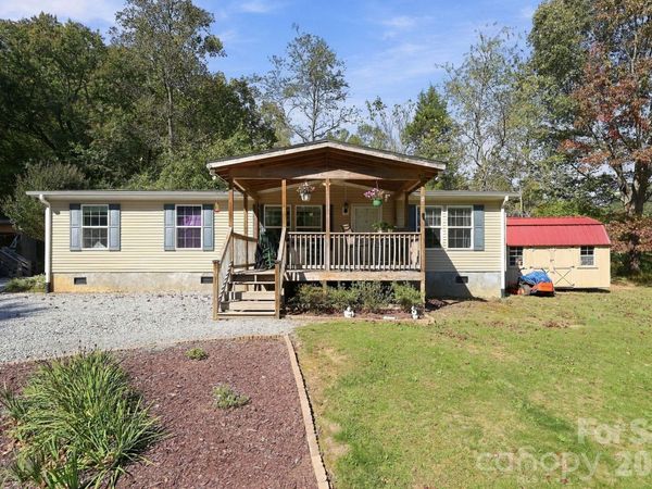 375 Lanning Mill Road , Hendersonville, NC 28792
