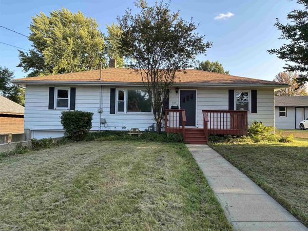 605 Webster Street, OREGON, IL 61061