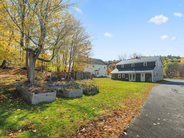 19 Main, Royalston, MA 01368