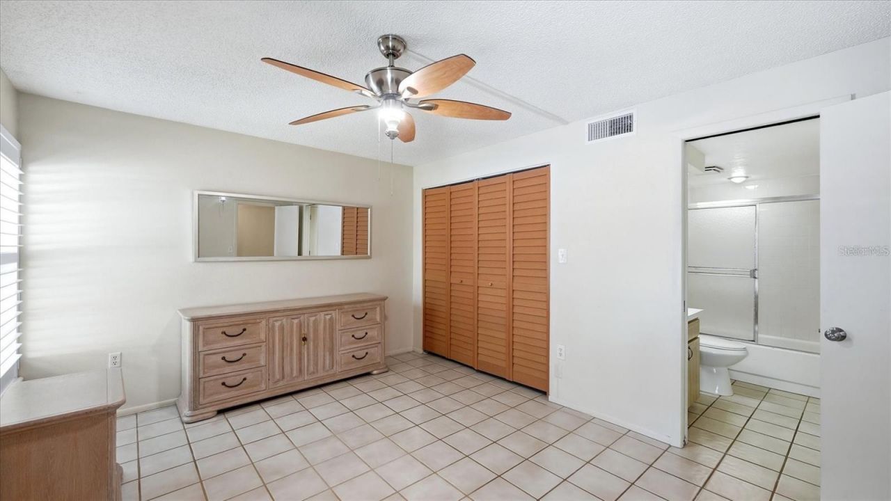 3025 Quail Hollow , Unit 3025, Sarasota, FL 34235 Photo