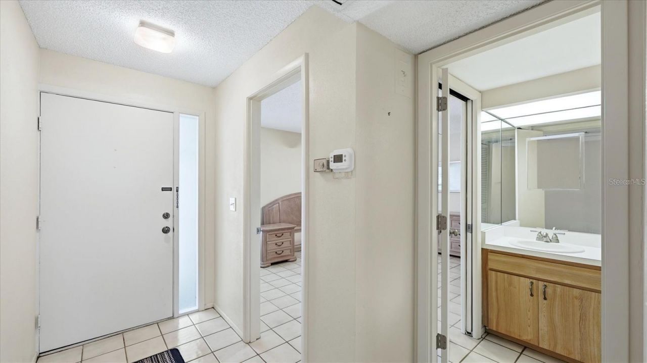 3025 Quail Hollow , Unit 3025, Sarasota, FL 34235 Photo