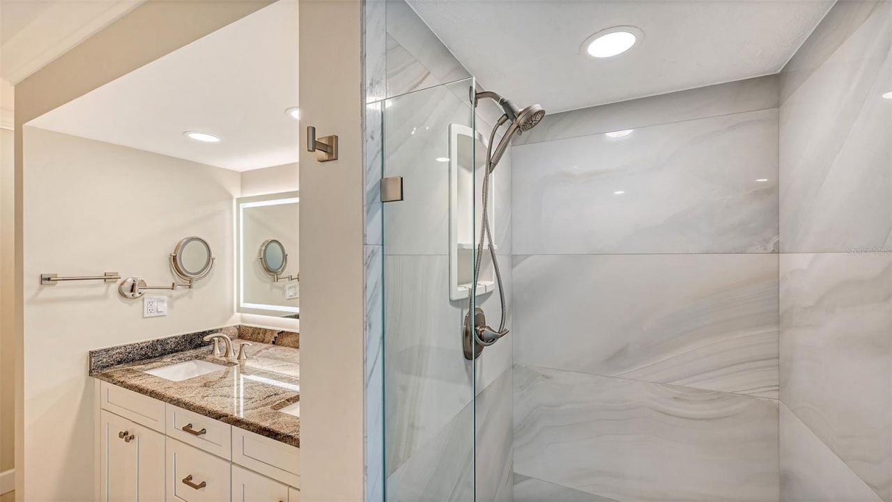7913 Broadmoor Pines Boulevard , Sarasota, FL 34243 Photo