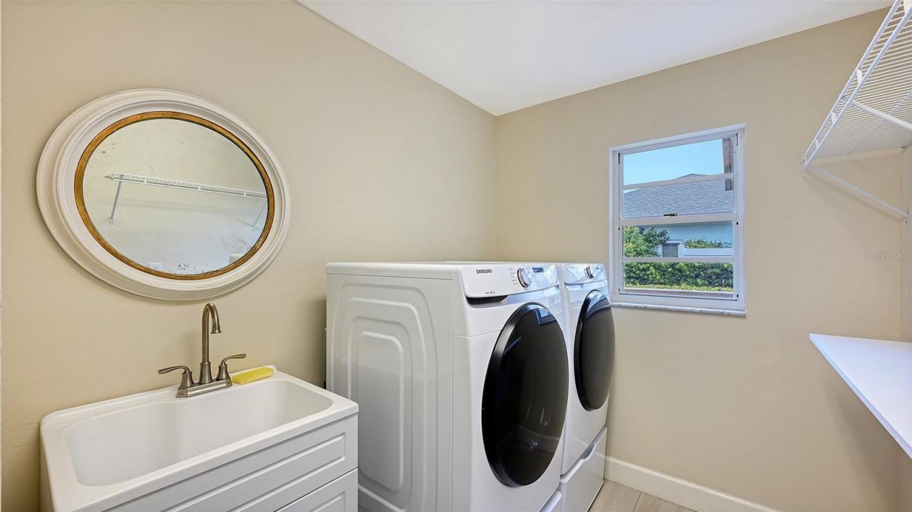 7913 Broadmoor Pines Boulevard , Sarasota, FL 34243 Photo