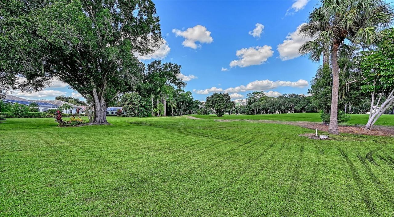 7913 Broadmoor Pines Boulevard , Sarasota, FL 34243 Photo