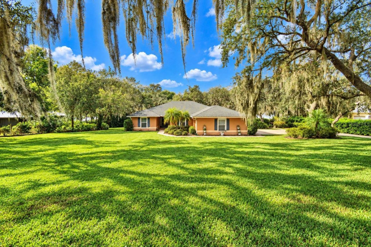 2391 S Lake Reedy Boulevard , Frostproof, FL 33843 Photo