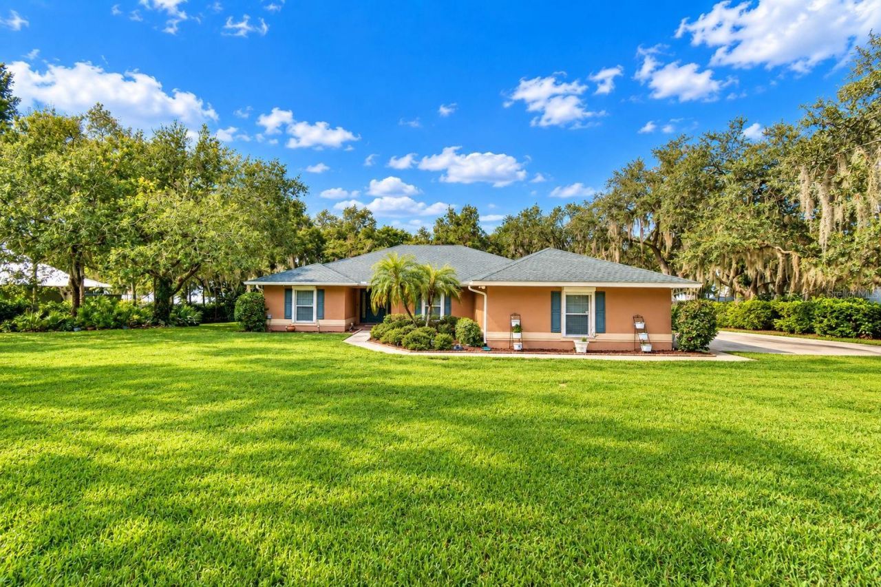2391 S Lake Reedy Boulevard , Frostproof, FL 33843 Photo