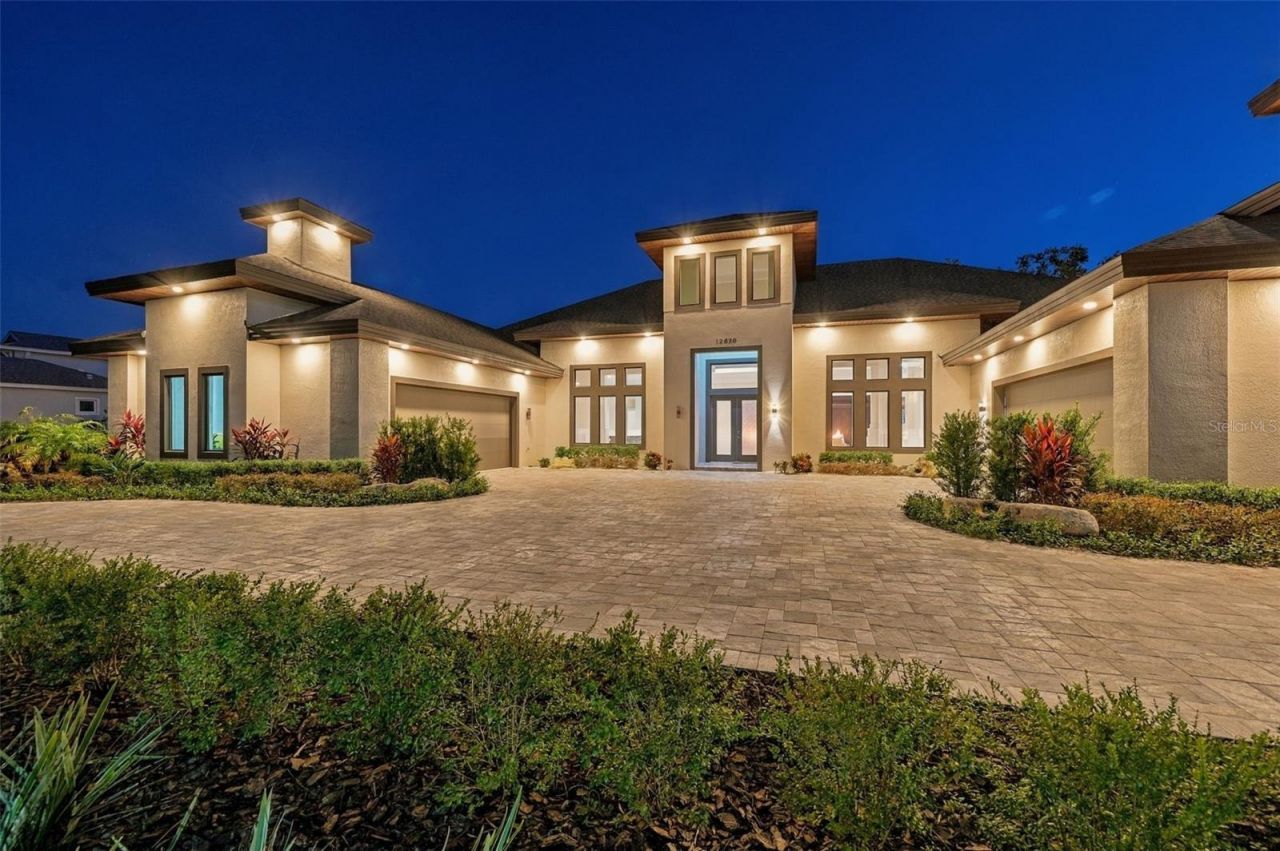 12820 Seronera Valley Court, Spring Hill, FL 34610 Photo