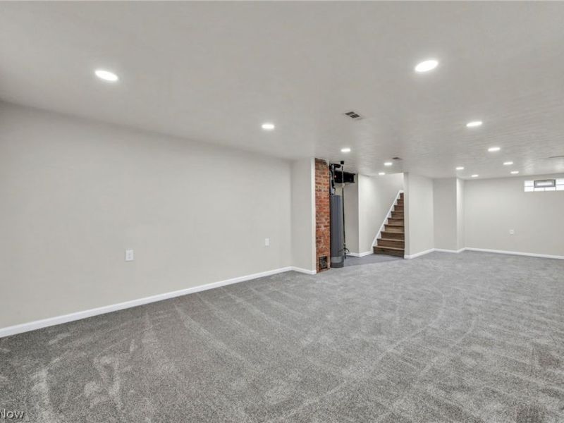 6330 Stonecrest Drive, Brook Park, OH 44142 Photo 12
