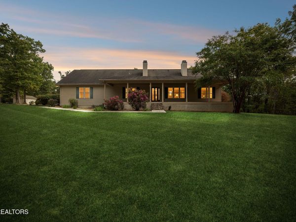 5075 Eastland Rd, Sparta, TN 38583