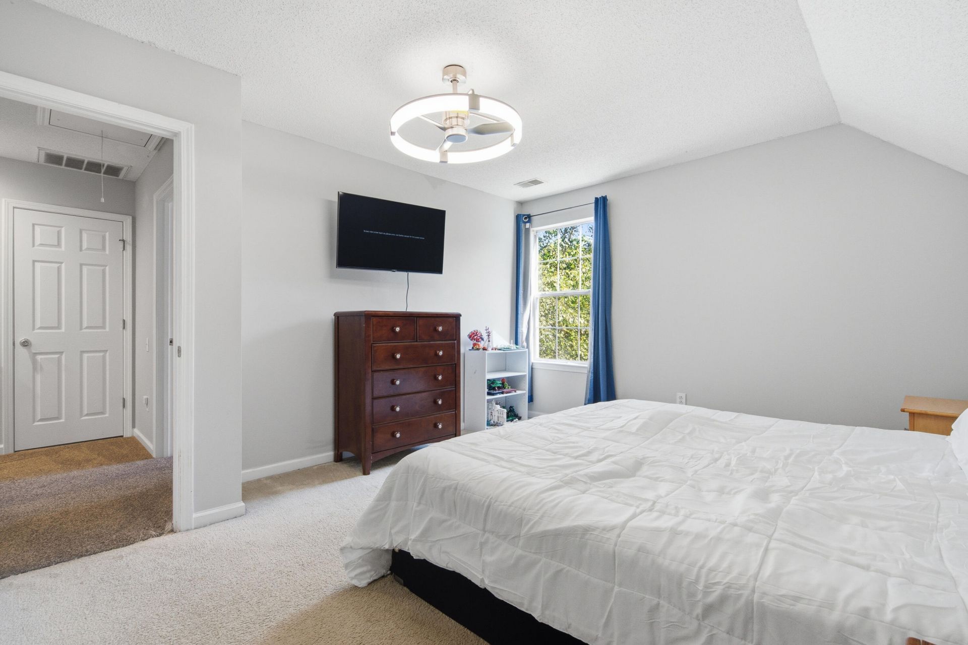 9244 Ayscough Road Photo 33