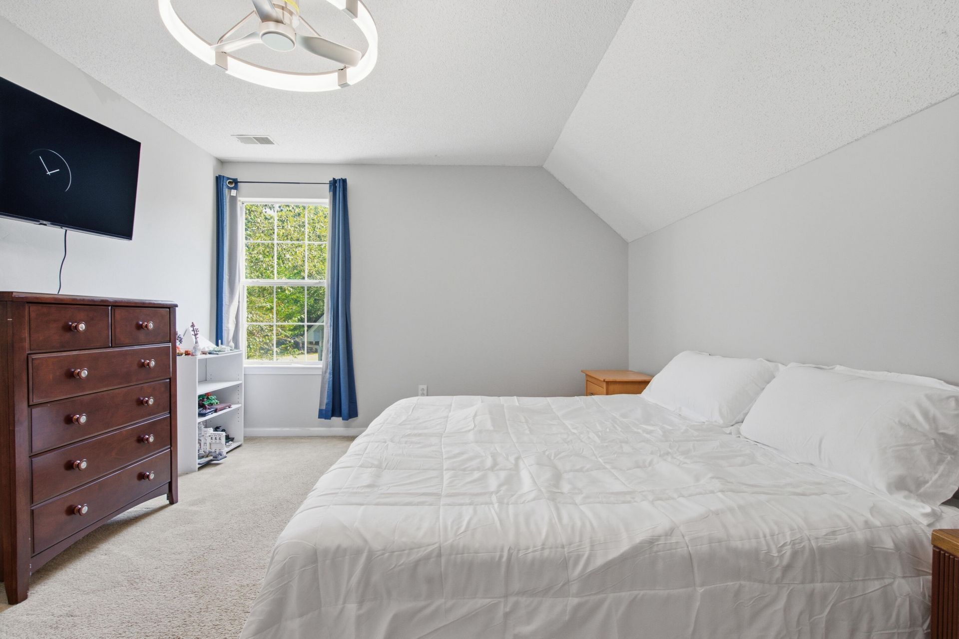 9244 Ayscough Road Photo 34