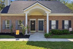 9244 Ayscough Road photo 4