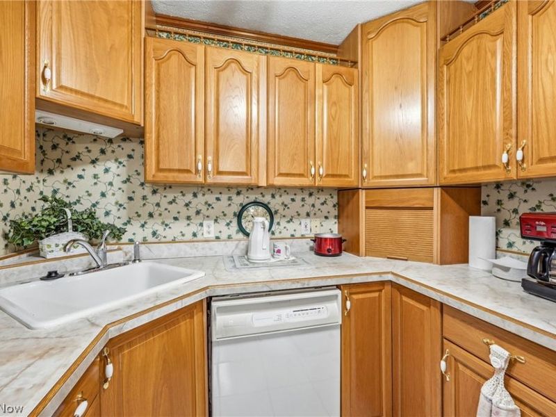 7539 Glenwood Avenue, Boardman, OH 44512 Photo 10