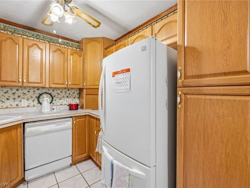 7539 Glenwood Avenue, Boardman, OH 44512 Photo 9