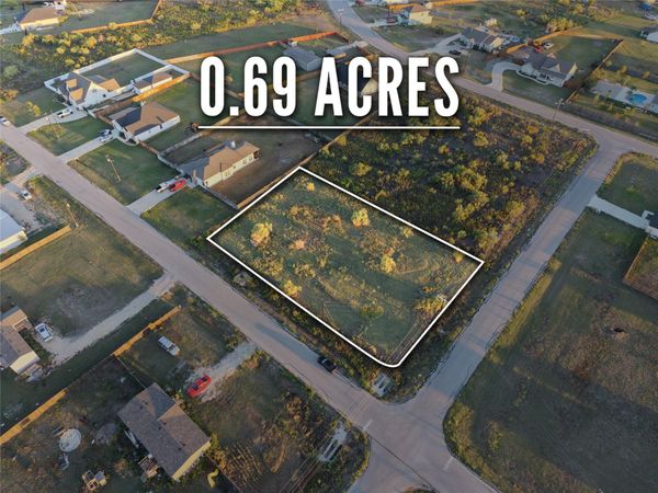 170 Bianca CIR, Del Valle, TX 78617
