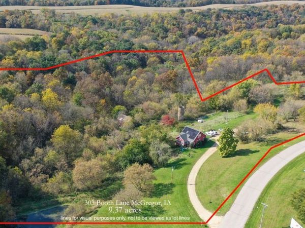 303 Booth Lane, McGregor, IA 52157