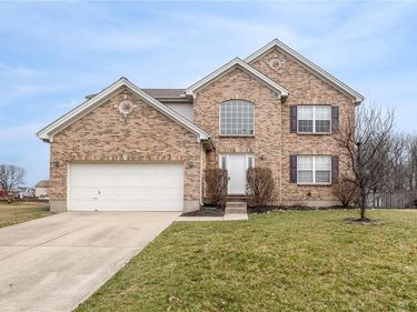 6750 Waterview Way, Huber Heights, OH 45424