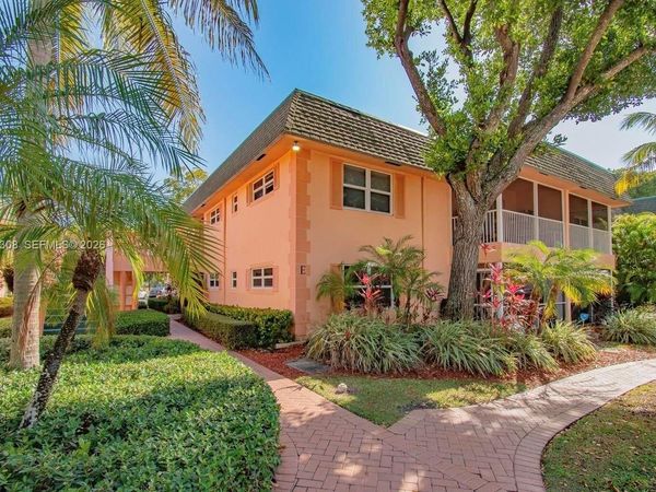 770 SE 2nd Ave , Unit E201, Deerfield Beach, FL 33441