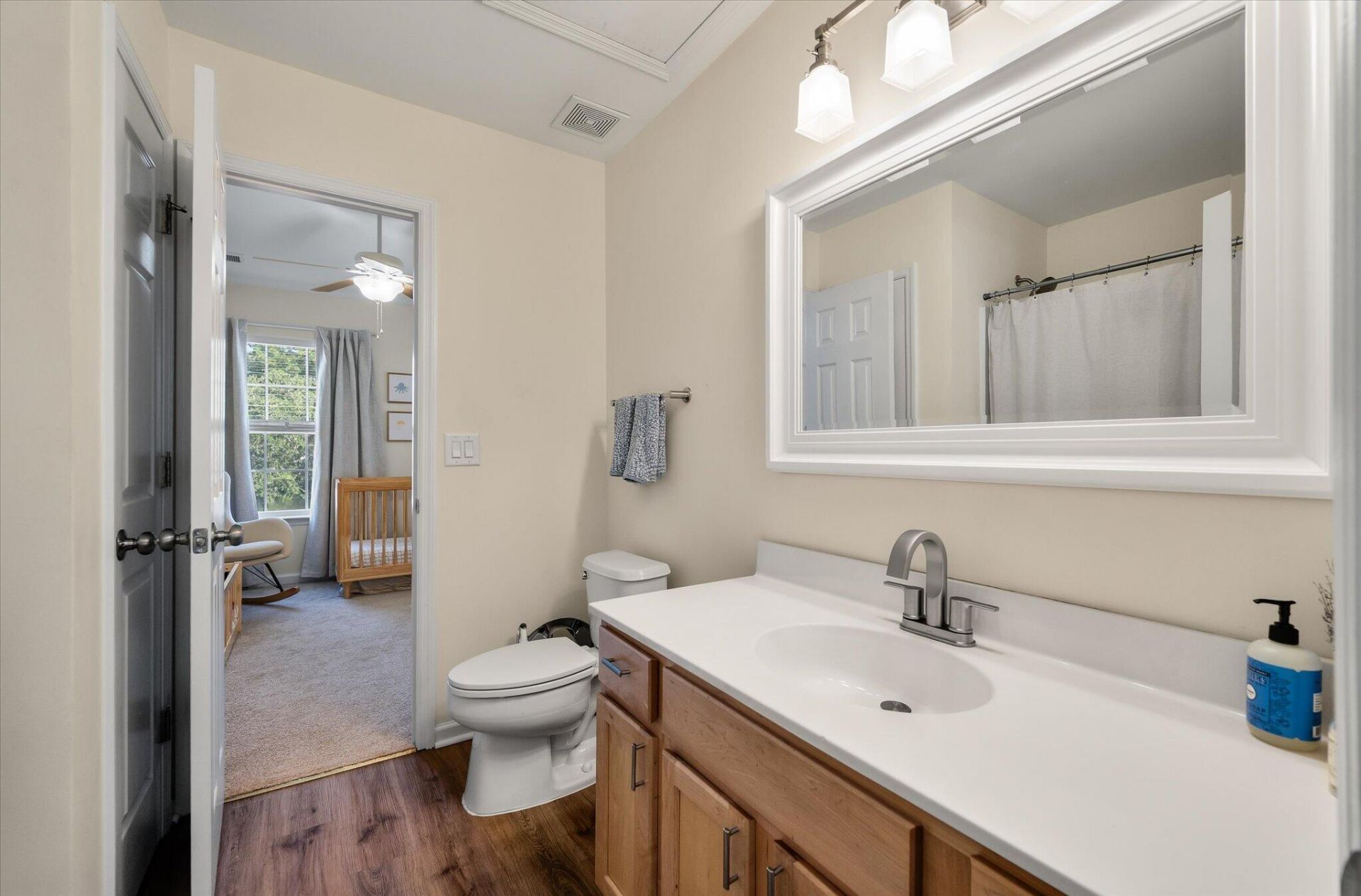369 Kelsey Boulevard Photo 14