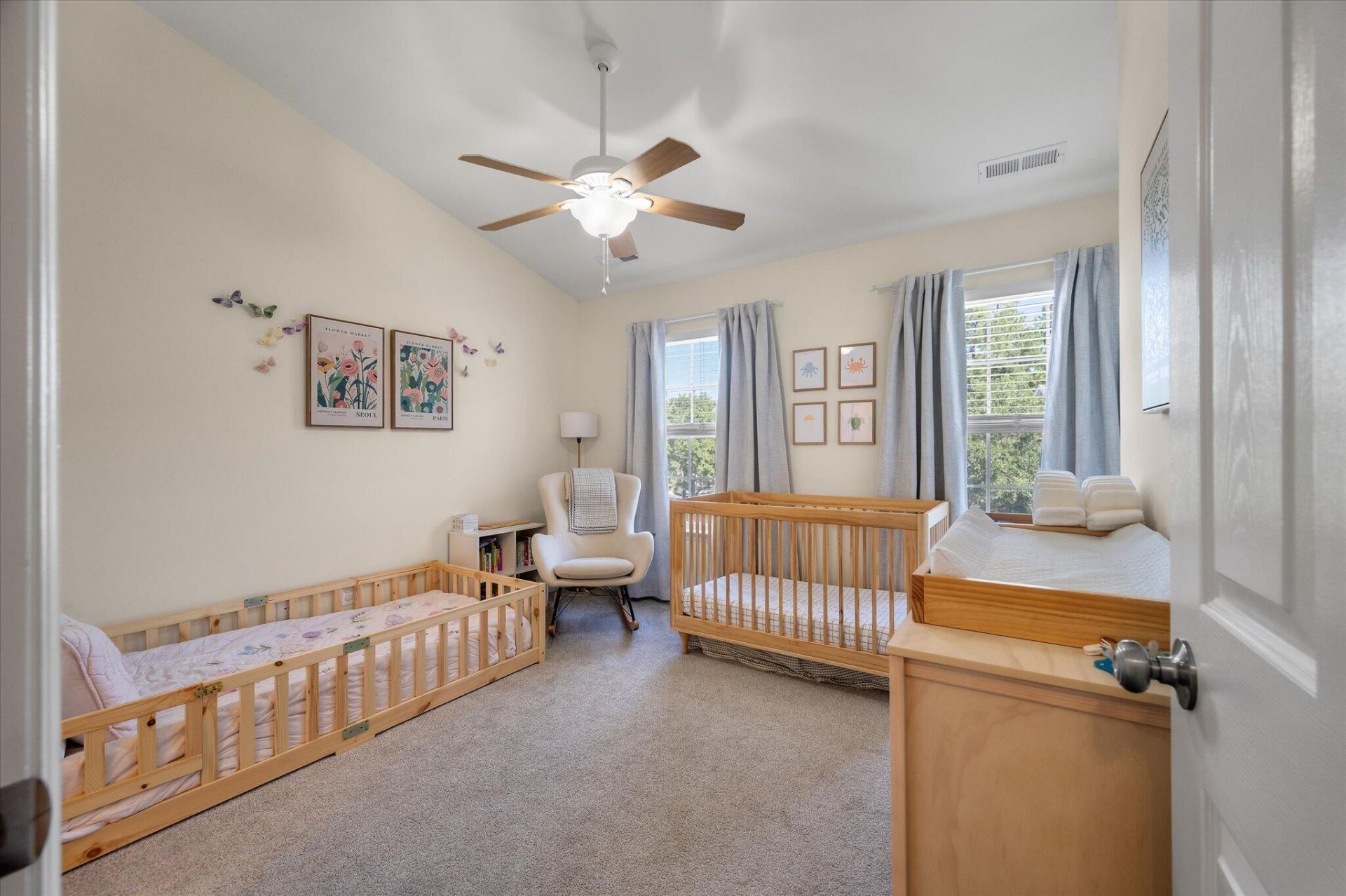369 Kelsey Boulevard Photo 16