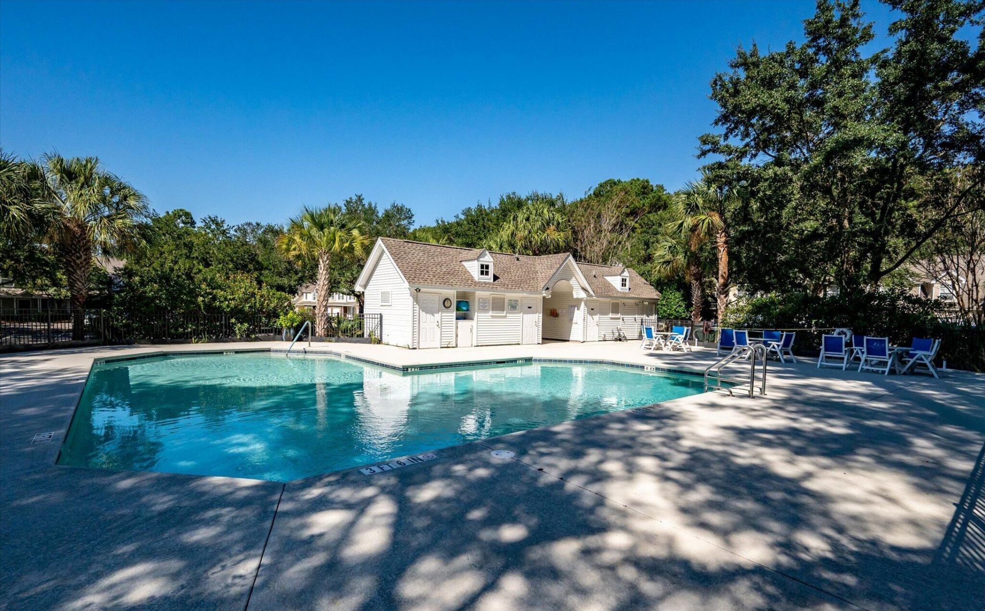 369 Kelsey Boulevard Photo 32