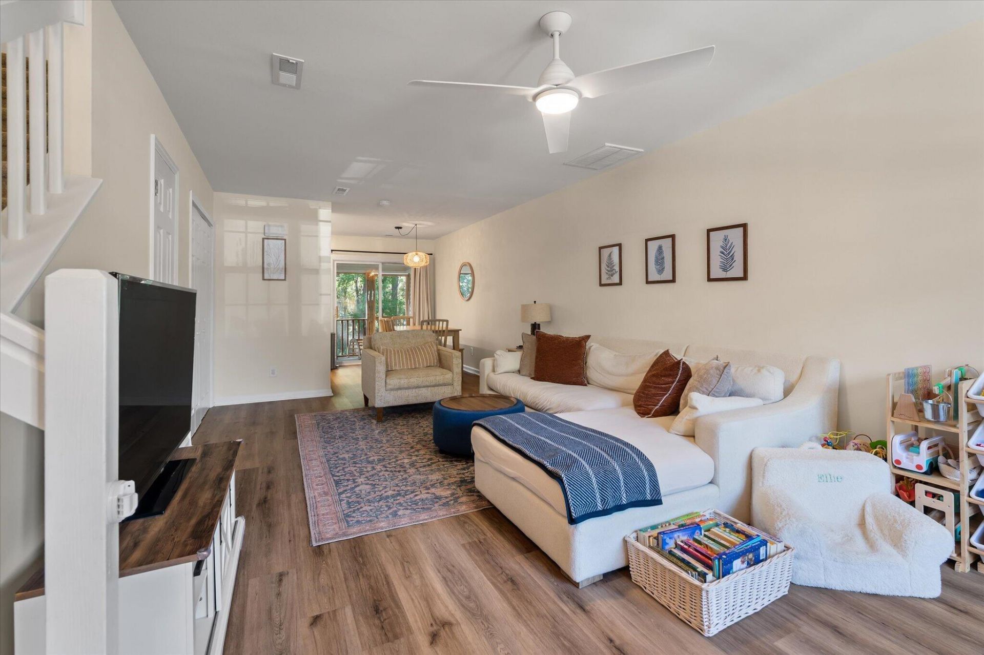 369 Kelsey Boulevard Photo 42