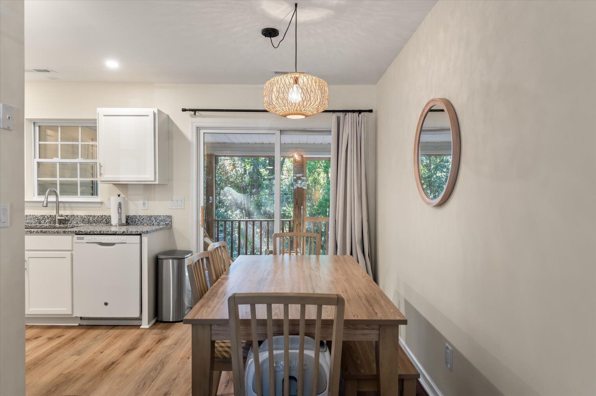 369 Kelsey Boulevard Photo 8