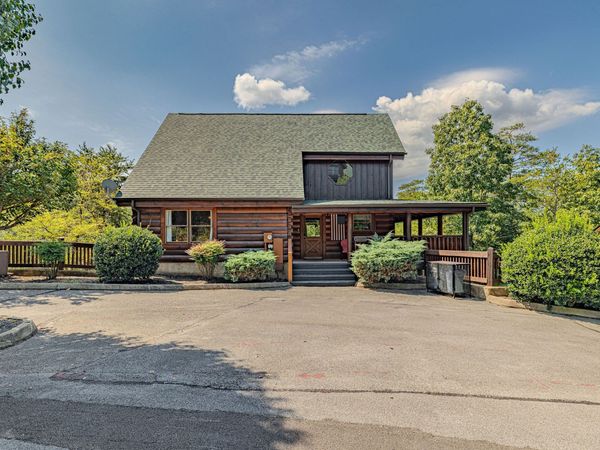 1942 COUGAR CROSSING WAY , Sevierville, TN 37876