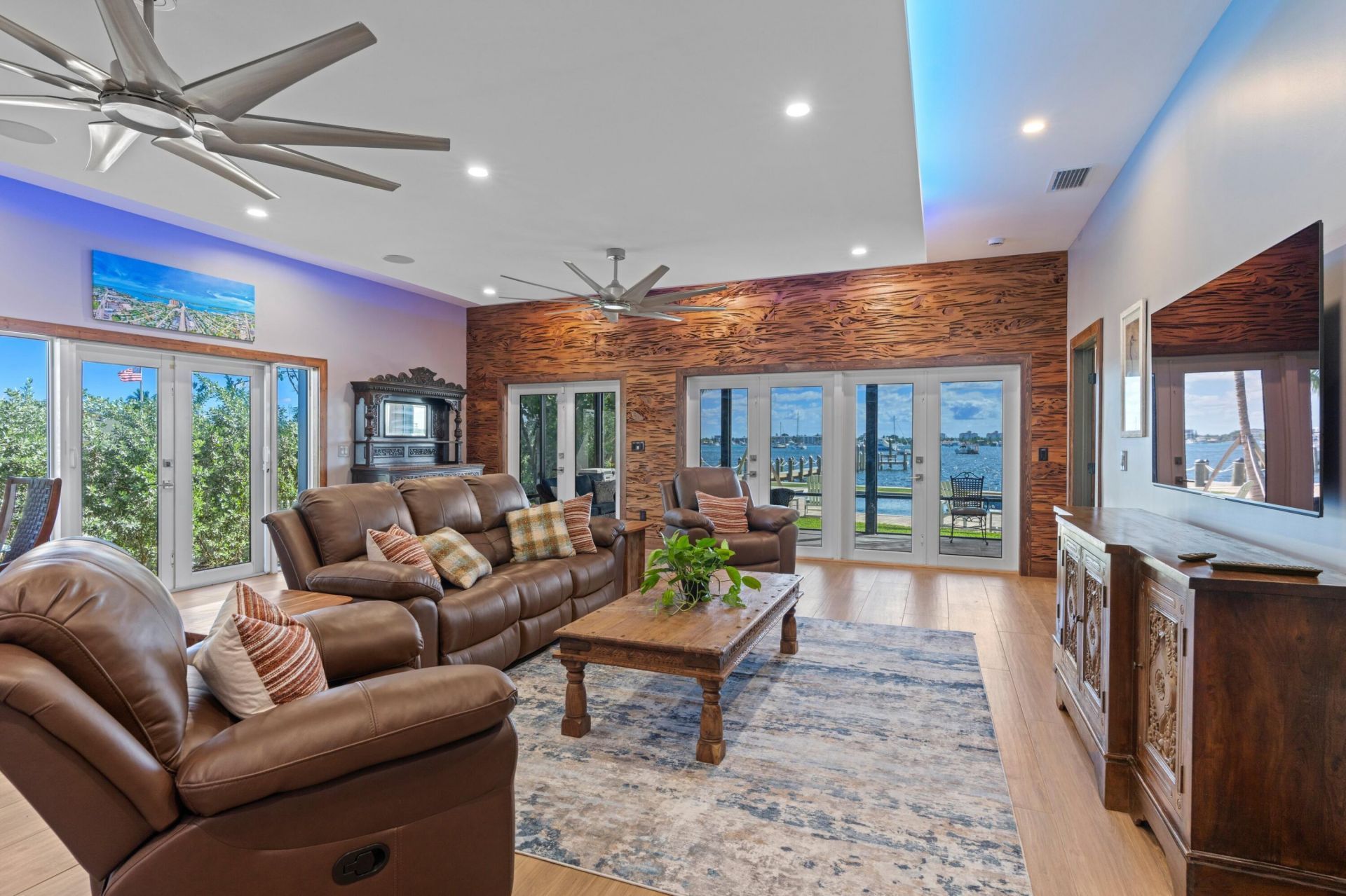 257 E 23rd Street, Riviera Beach, FL 33404 Photo