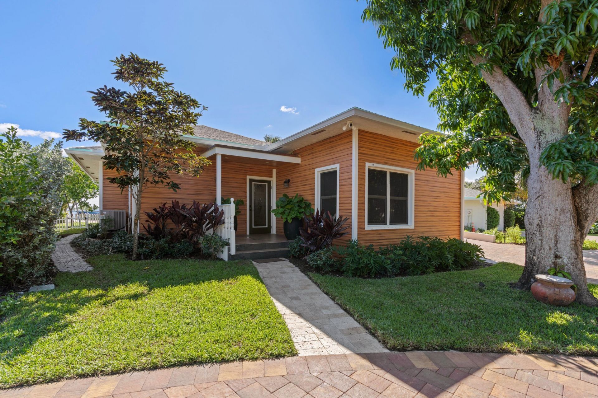257 E 23rd Street, Riviera Beach, FL 33404 Photo