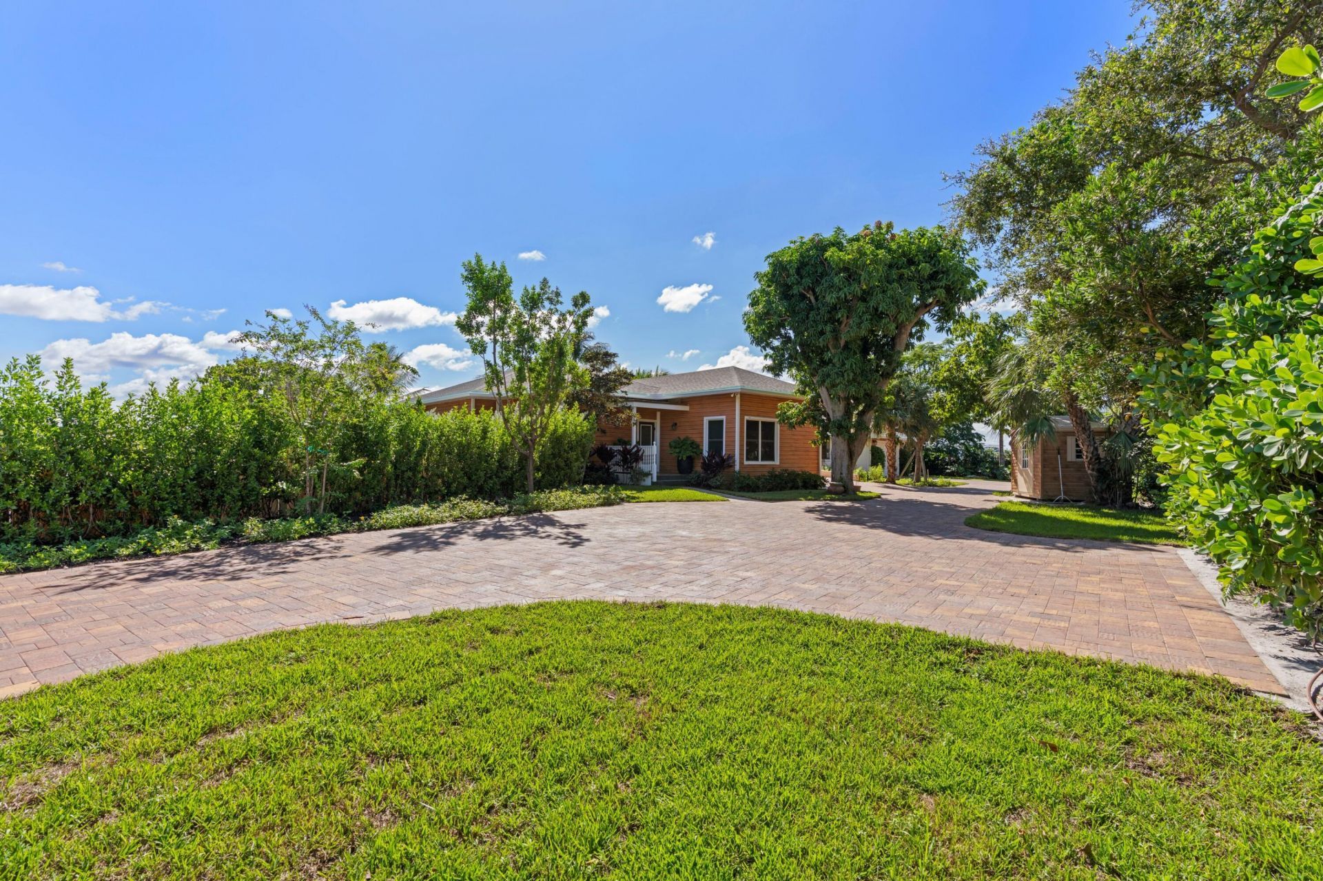 257 E 23rd Street, Riviera Beach, FL 33404 Photo
