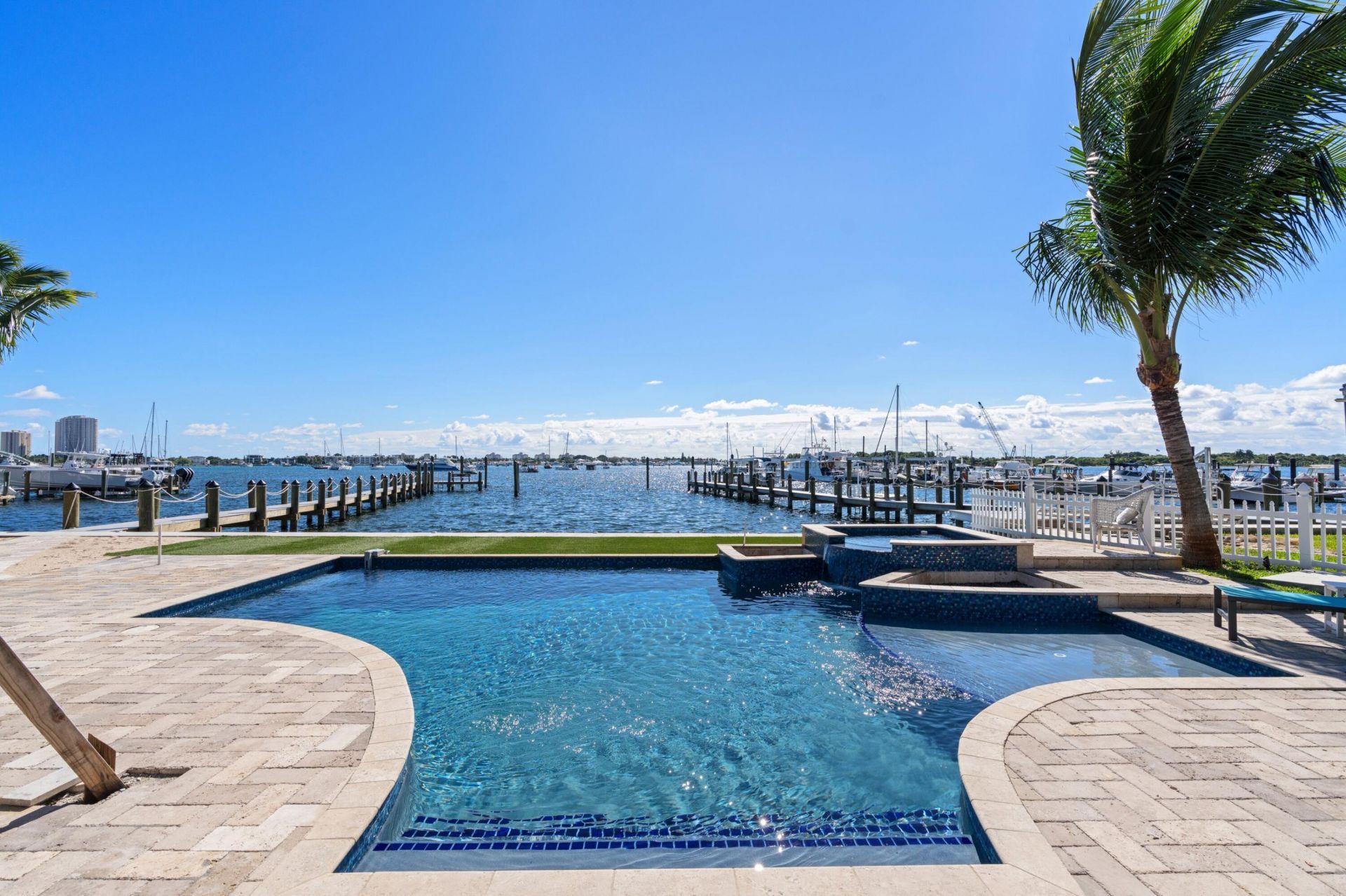 257 E 23rd Street, Riviera Beach, FL 33404 Photo