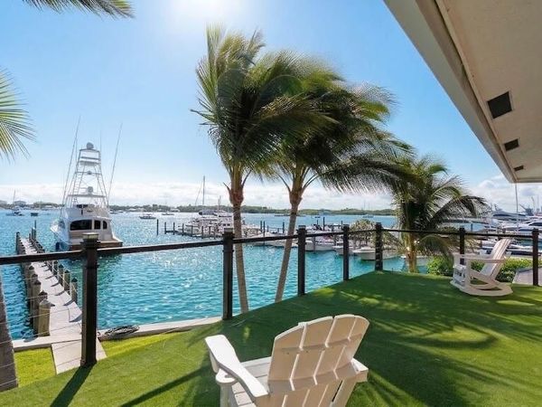 256 E 22nd Court, Riviera Beach, FL 33404
