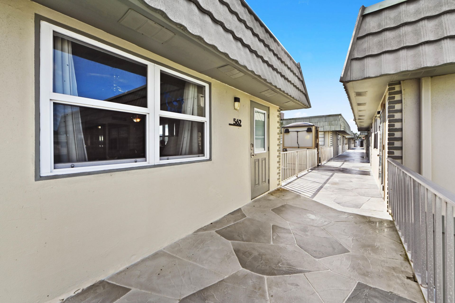 562 Monaco L, Delray Beach, FL 33446 Photo