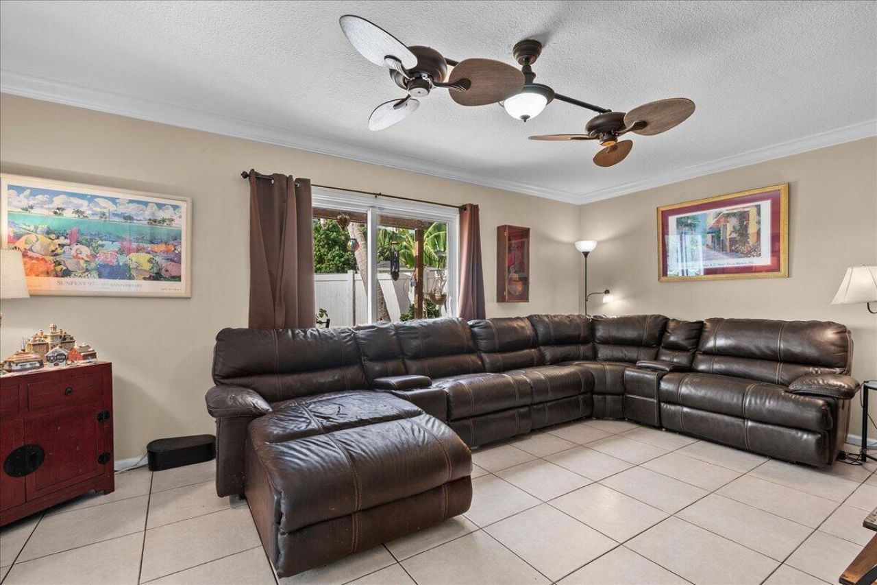 8059 Rose Marie Avenue E, Boynton Beach, FL 33472 Photo