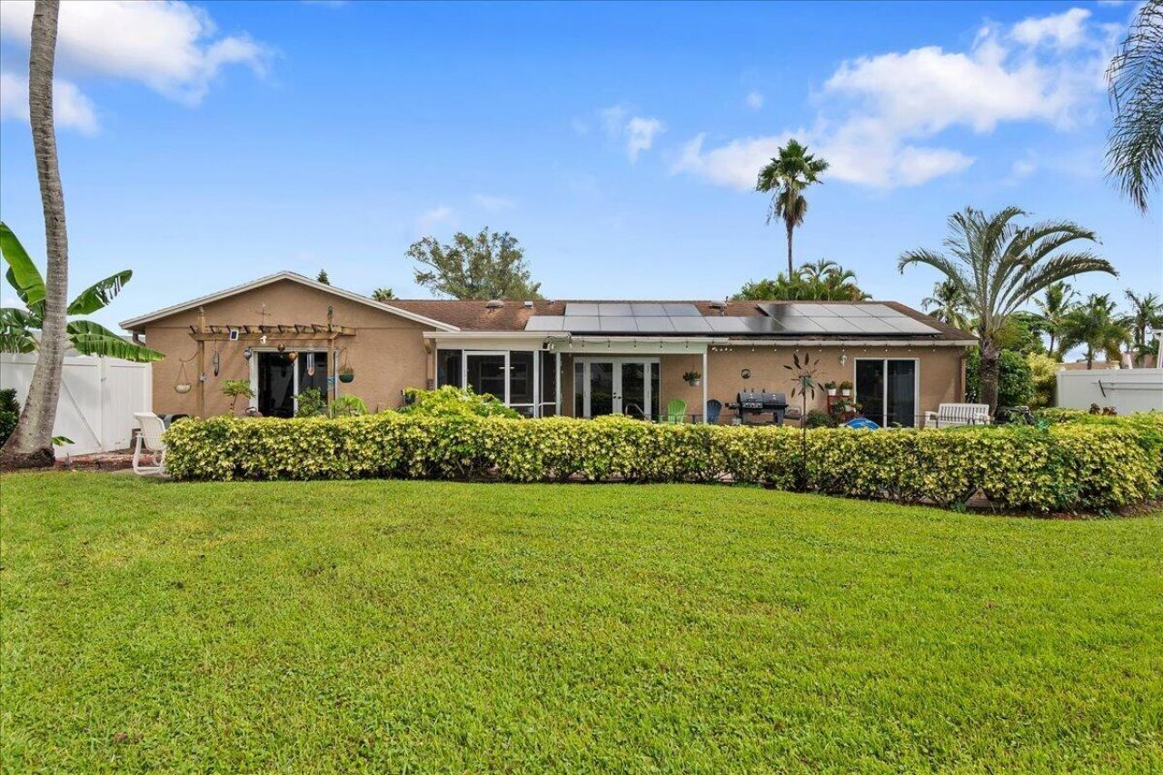 8059 Rose Marie Avenue E, Boynton Beach, FL 33472 Photo