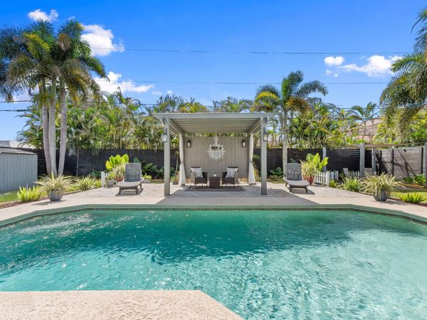 826 SW Hamberland Avenue, Port St. Lucie, FL 34953