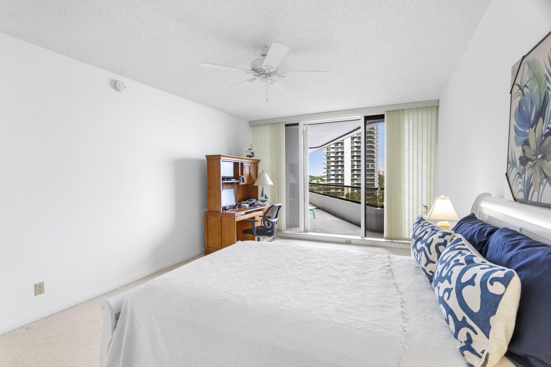 100 Lakeshore Drive, Unit 454, North Palm Beach, FL 33408 Photo