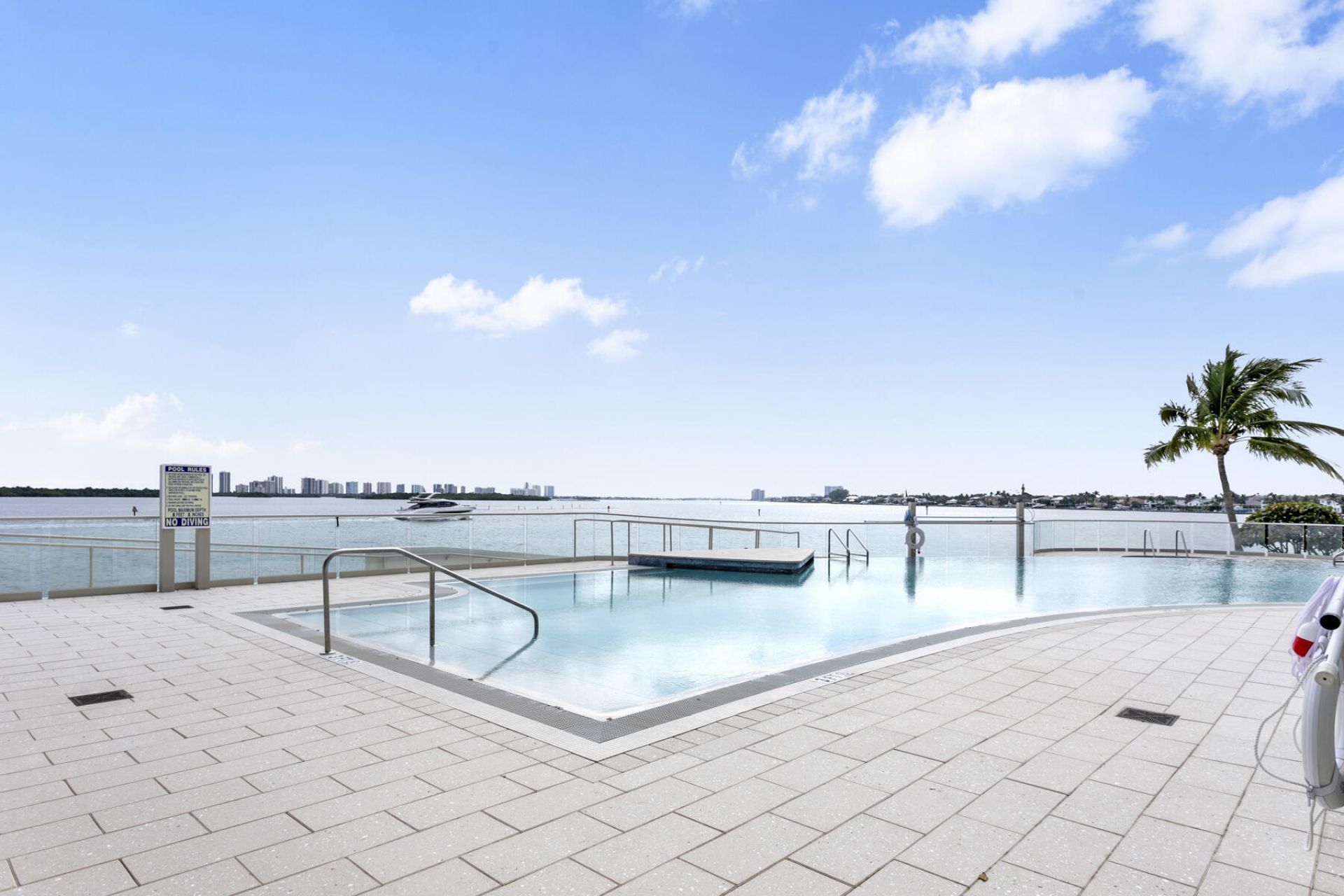 100 Lakeshore Drive, Unit 454, North Palm Beach, FL 33408 Photo