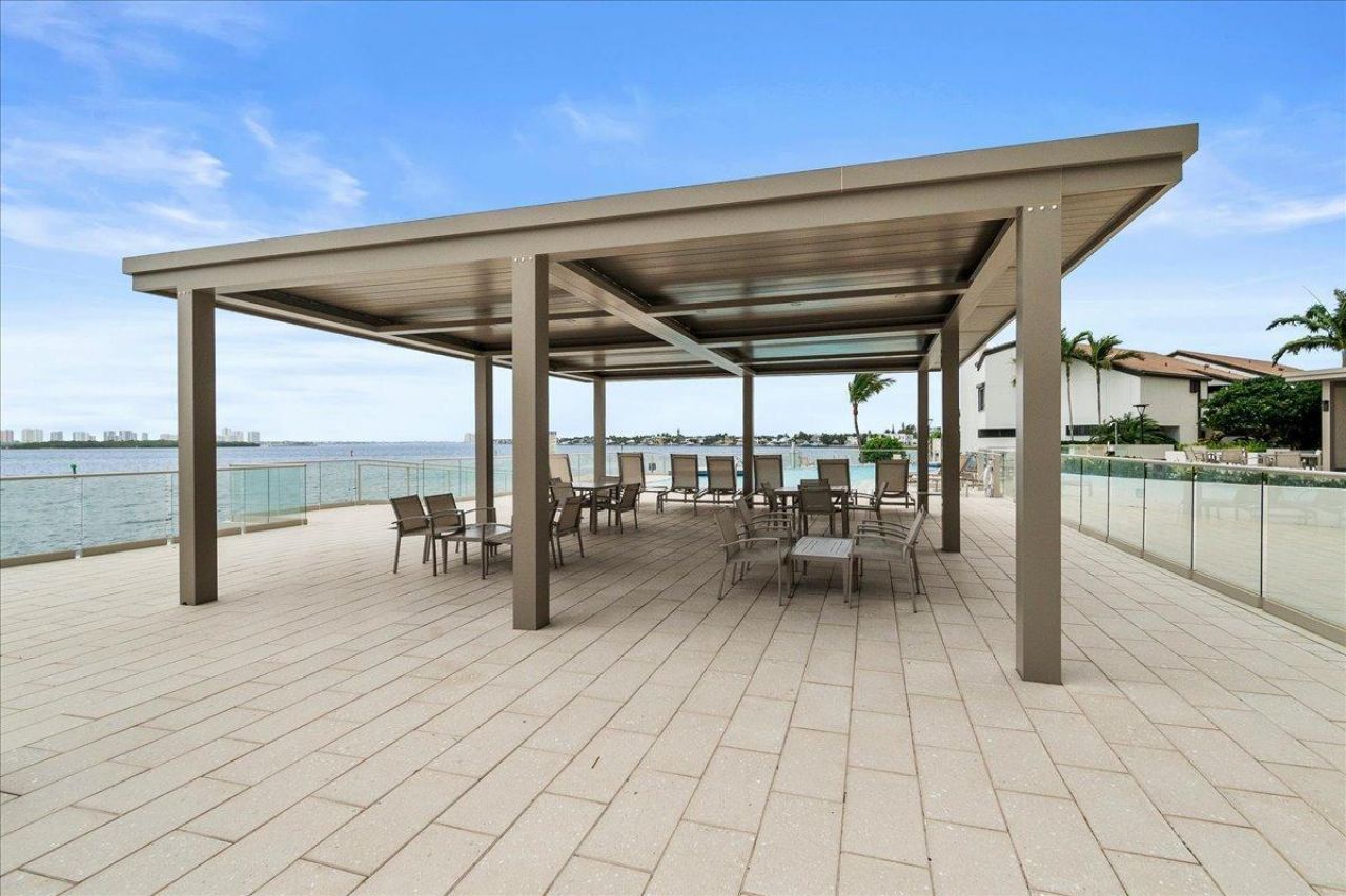 100 Lakeshore Drive, Unit 454, North Palm Beach, FL 33408 Photo
